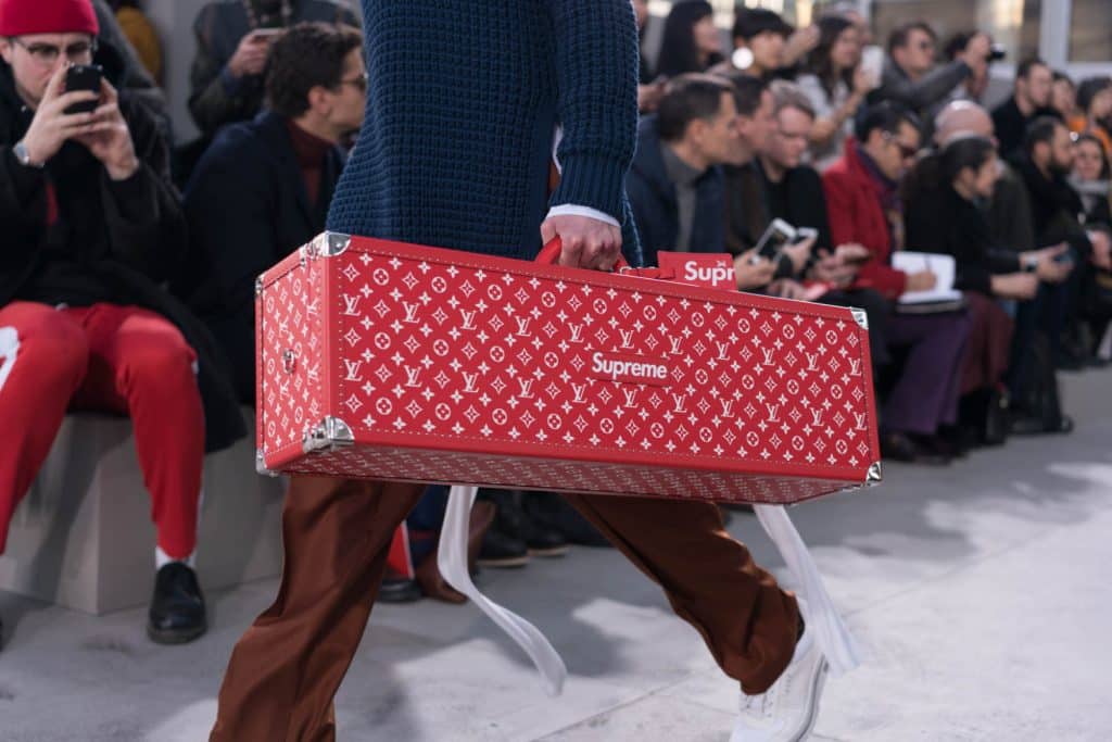 Louis Vuitton Kim Jones 2017 Trunk Show Monogram Turn Table Case
