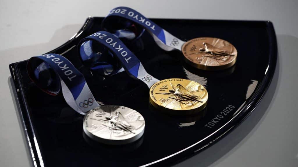Les premières médailles recyclées - Francs Jeux