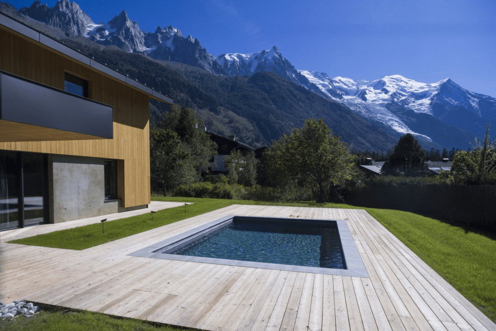 Interview The reasons for the success of luxury real estate in the