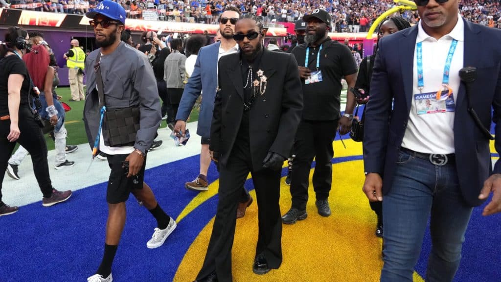 obj arrives at Super Bowl LVI in a Tiffany & Co. Schlumberger