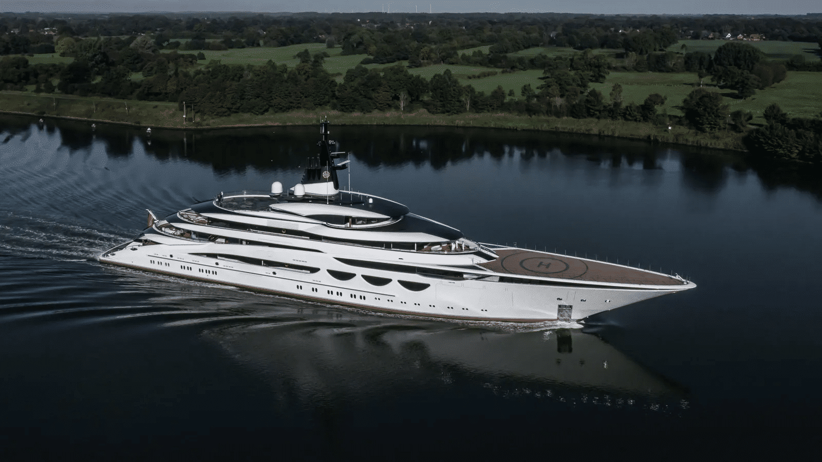 superyacht lady jorgia owner