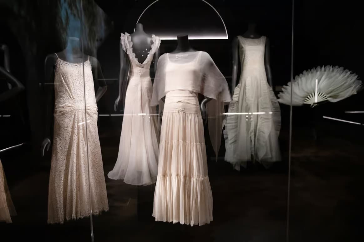 What to expect from the V&A's major Chanel exhibition: 'Gabrielle Chanel.  Fashion Manifesto